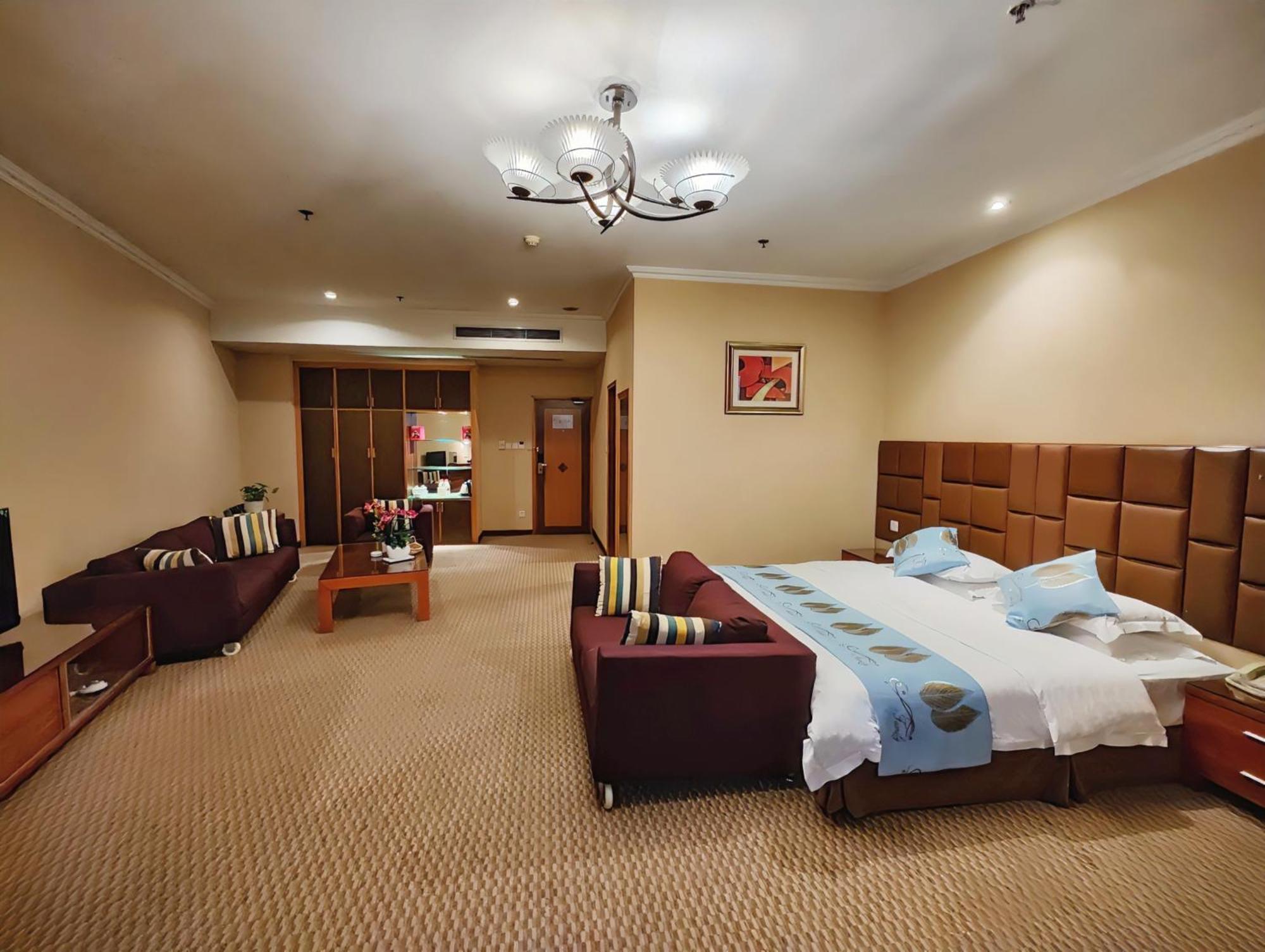 Chongqing Milky Way Hotel Екстер'єр фото