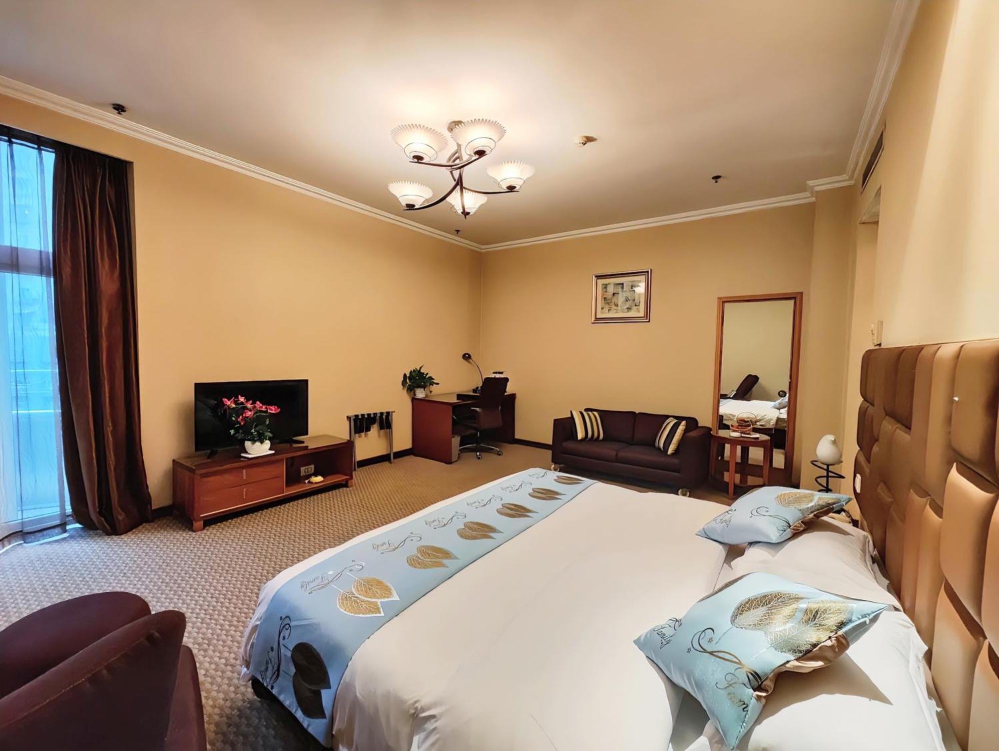 Chongqing Milky Way Hotel Екстер'єр фото