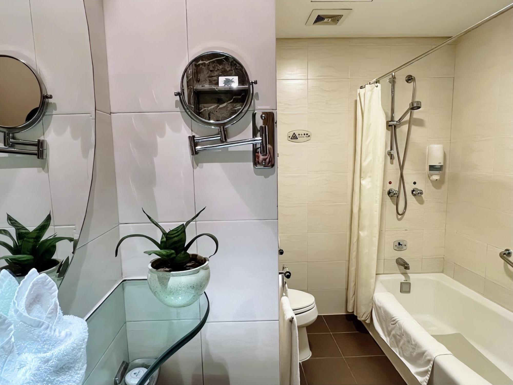 Chongqing Milky Way Hotel Екстер'єр фото